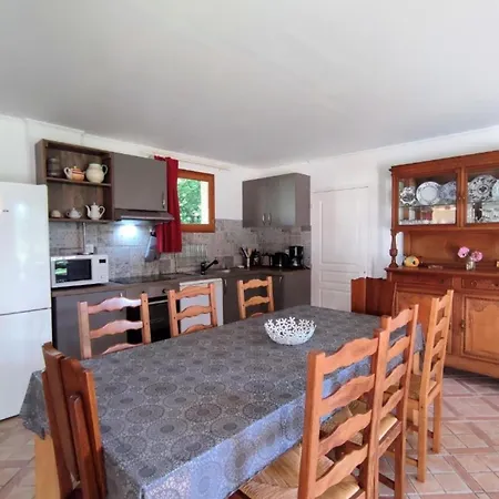 Le Clos Aux Cerises